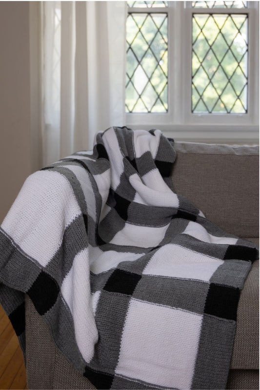Gingham Reimagined: A Stylish Knit Throw Pattern