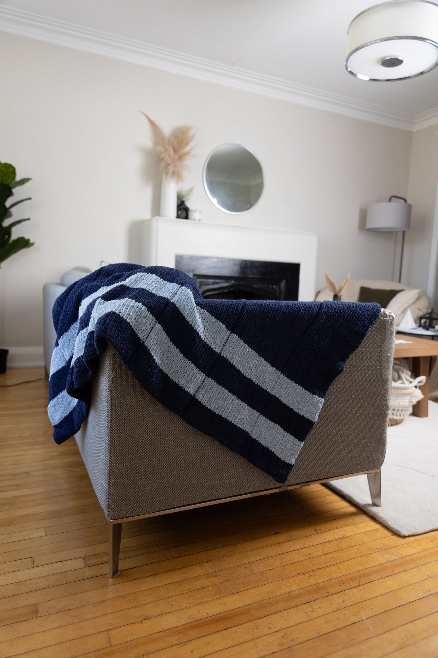 Blue Chic Chenille Blanket Pattern