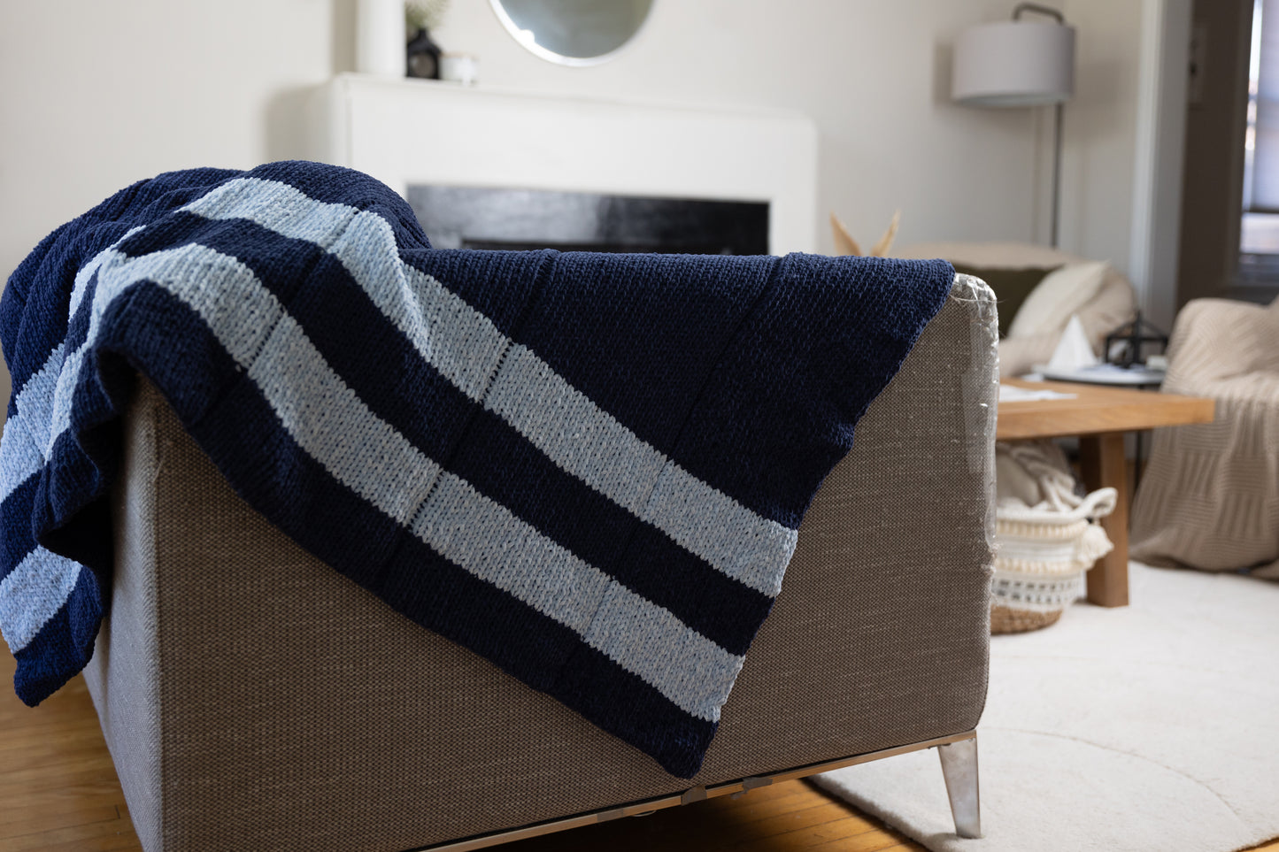 Blue Chic Chenille Blanket Pattern
