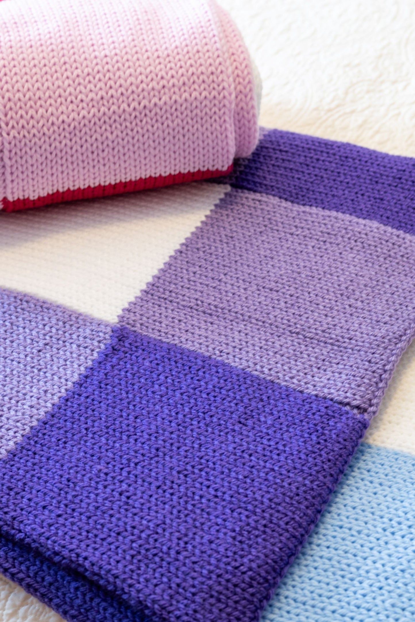 Contemporary Checks: The Updated Gingham Blanket Pattern