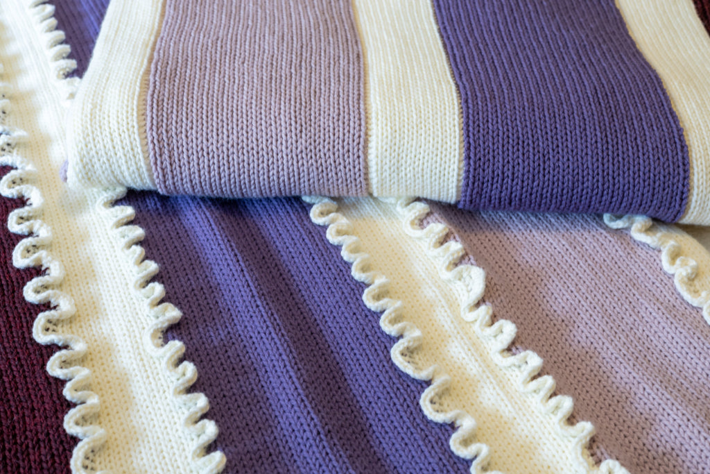 Horizontal Stripes Blanket Pattern