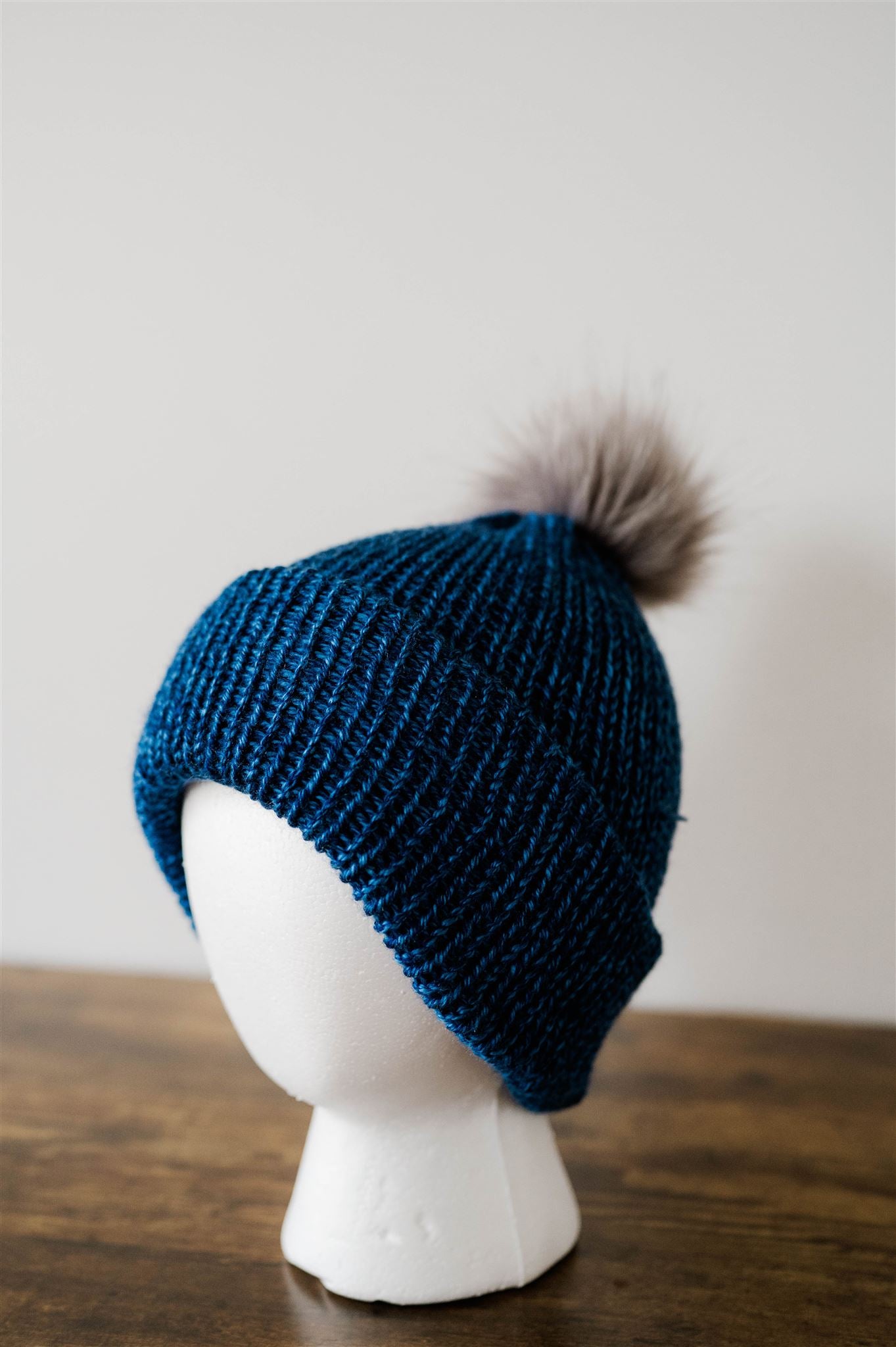 Ladies/Teens Winter Hat
